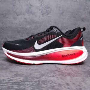 NIKE ZoomX Vomero‎ 18 Running Shoes Mens 9.5 Black Crimson Red Bred HM6803-008